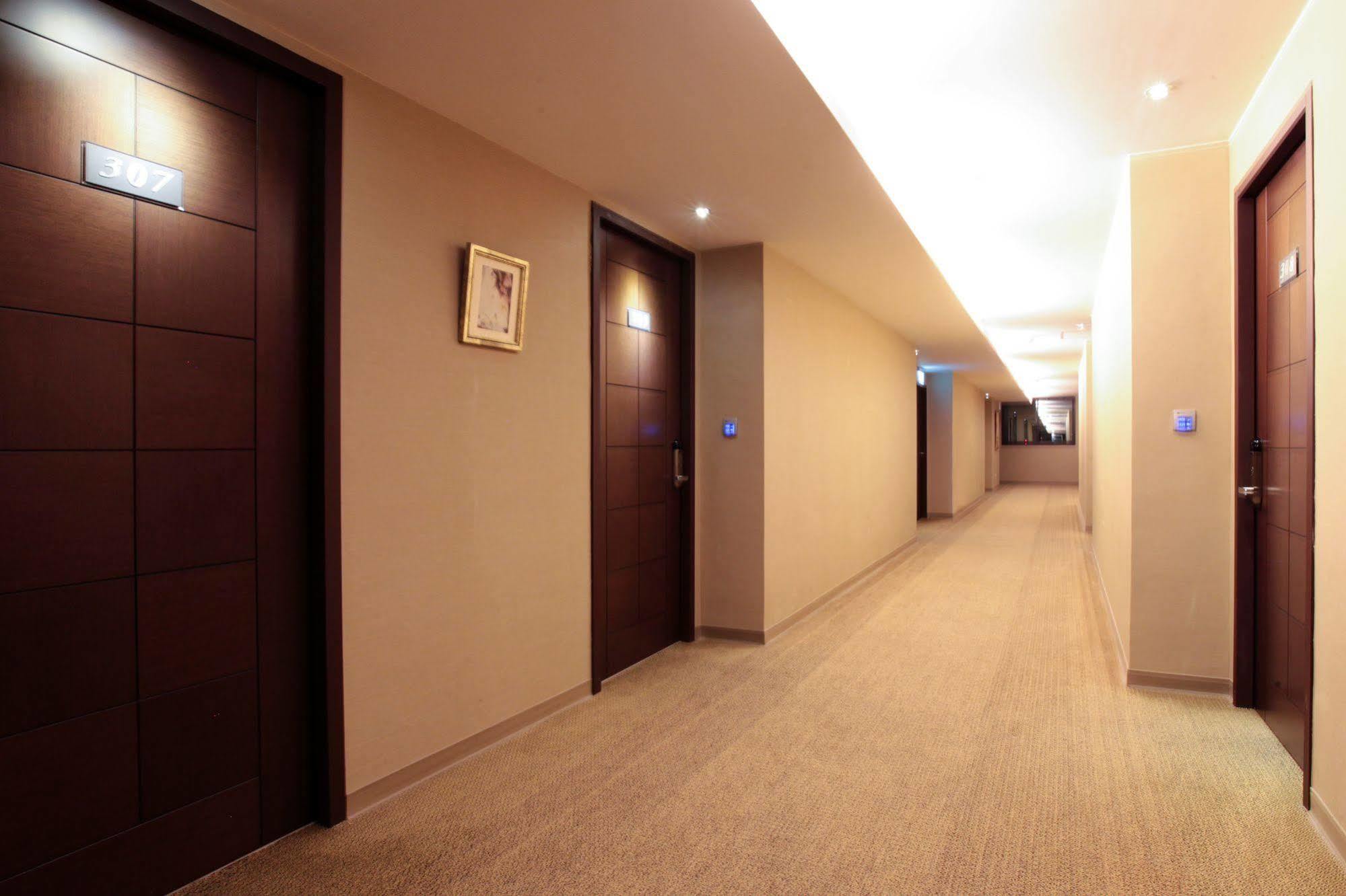 Larchotel Shanhua Экстерьер фото